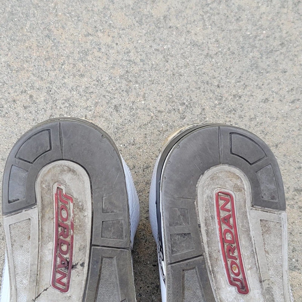 Nike Air Jordan Retro 3 Cement Grey Shoes - Picture 9 of 10
